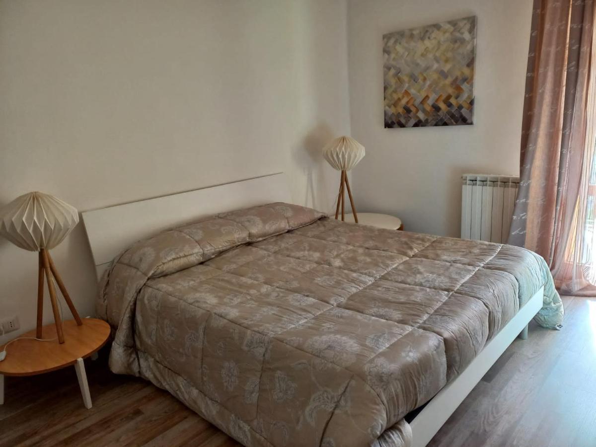 I Tulipani Di Anna Apartment กัสติลโยเน เดล ลาโก ภายนอก รูปภาพ