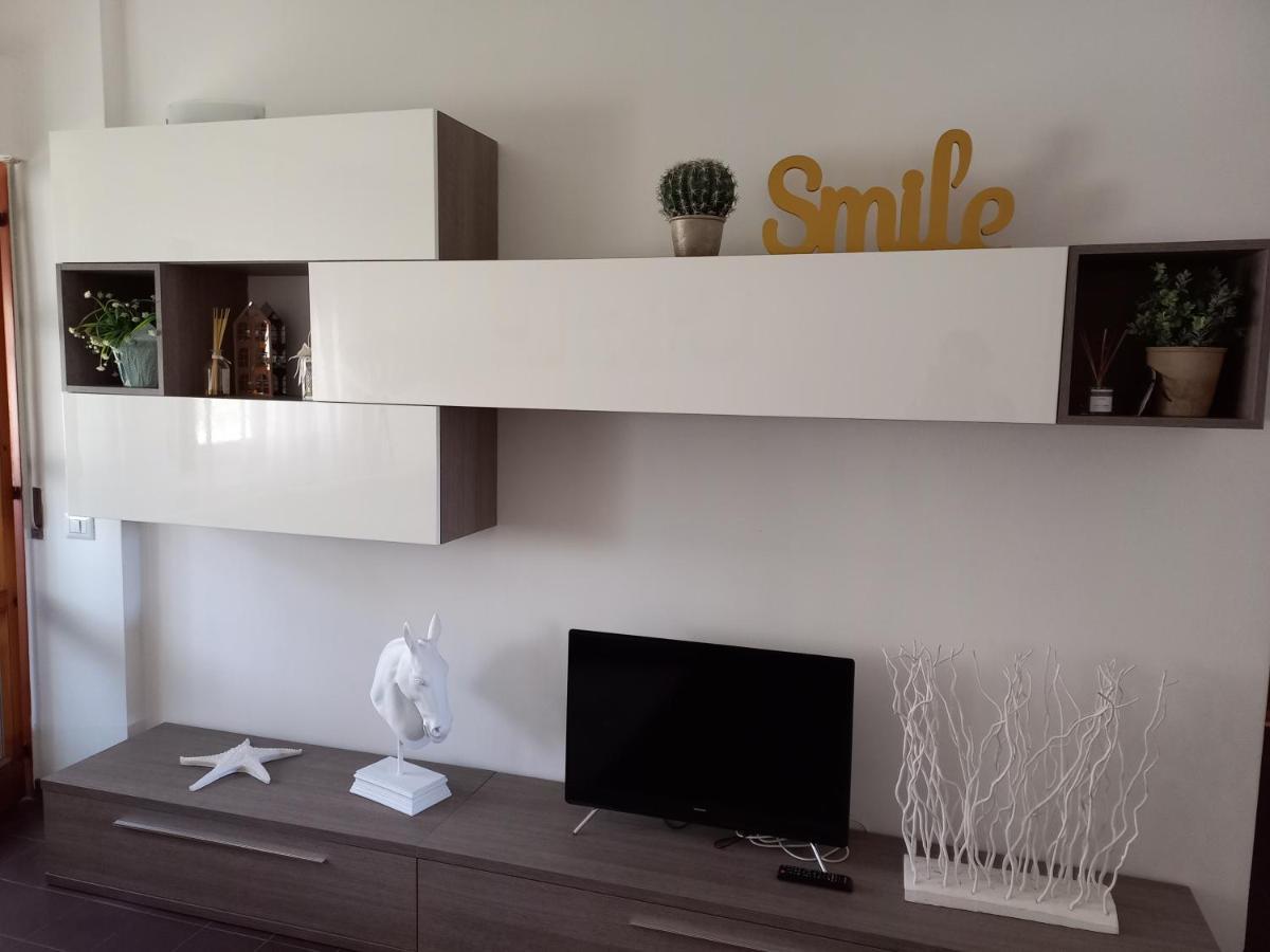 I Tulipani Di Anna Apartment กัสติลโยเน เดล ลาโก ภายนอก รูปภาพ