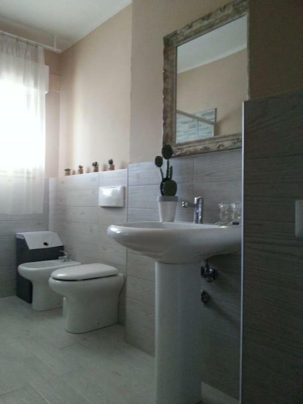 I Tulipani Di Anna Apartment กัสติลโยเน เดล ลาโก ภายนอก รูปภาพ